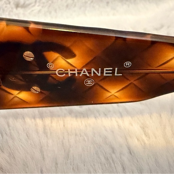 CHANEL Tortoise Sunglasses with Gold Accent main image 0